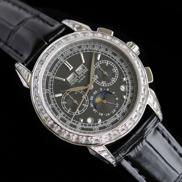 Exclusive to the market, it took 2 years for the customized version of South African diamonds to arrive, consisting of 20 different diamonds with brilliant colors and a buckle embellished with 21 diamonds, the Patek Phil