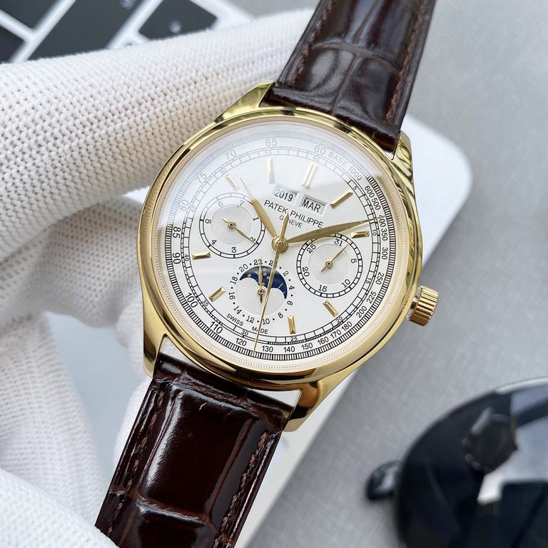 Patek Philippe Super Complications Chronograph Series, the team took three years of meticulous design, regardless of cost, dare to be the first, and strive for perfection, to overcome the difficulties, breakthroughs in m