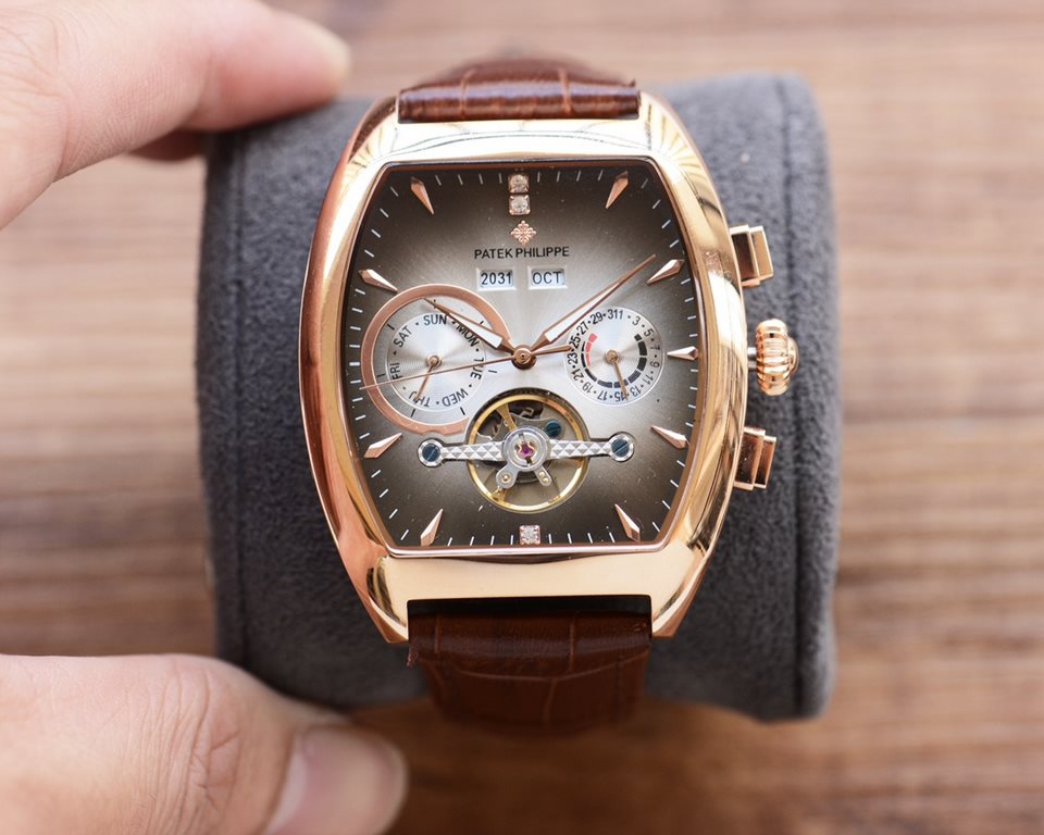 The new tonneau product is on sale    !Newest】：Patek Philippe  Multi-functional design 【Type】：Boutique men's watches[Strap] Genuine cowhide leather strap[Movement] High-end automatic mechanical movement[Mirror] mineral r