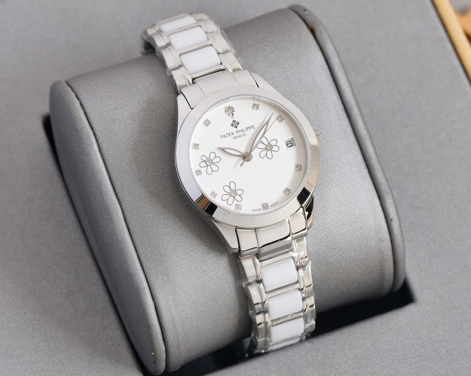 (high concessions on the picture) 2 0 2  2      Patek Philippe Patek Philippe Women's Ceramic Strap,  small red book explosion, PP watch, youthful years, with you Patek!Mirror sapphire crystal glass - scratch-resistantMa