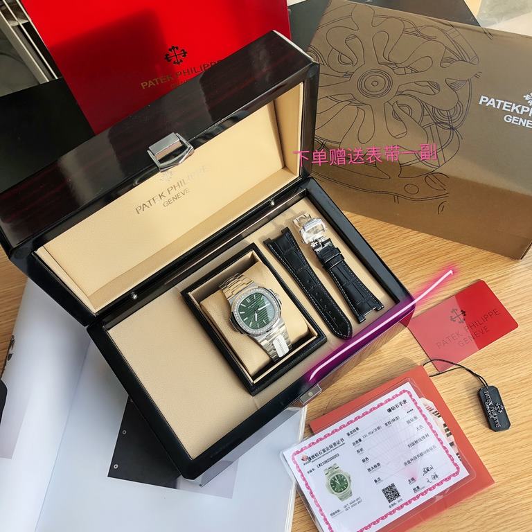 Wholesale box Support Hong Kong, USA direct mailPatek Philippe's Nautilus collection, commonly known as the King of Steel, is a sturdy and distinctive watch with a price tag that's not too expensive compared to other PP 