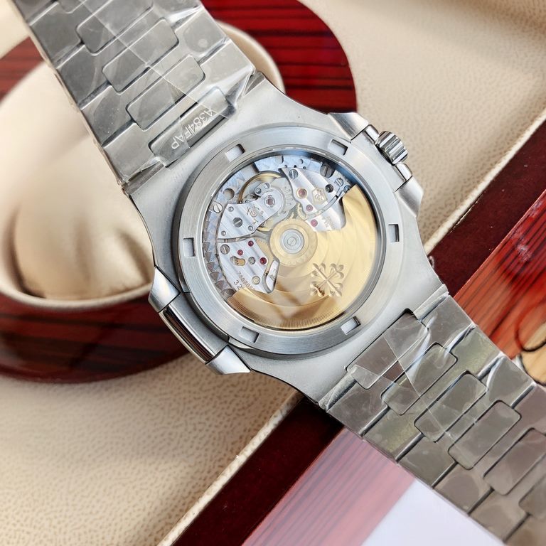 Wholesale box Support Hong Kong, USA direct mailPatek Philippe's Nautilus collection, commonly known as the King of Steel, is a sturdy and distinctive watch with a price tag that's not too expensive compared to other PP 