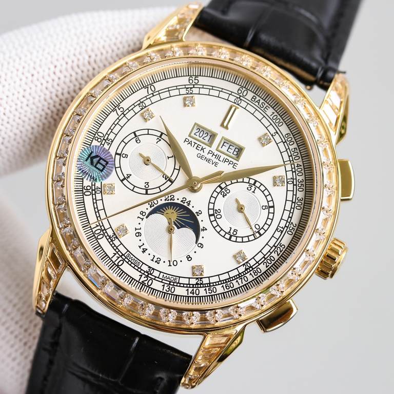 Market exclusive, took 2 years, customized version of the South African diamonds is here, composed of 20 different diamonds, colorful, the buckle is also embellished with 21 diamonds, Patek. Patek Philippe Grande Complic