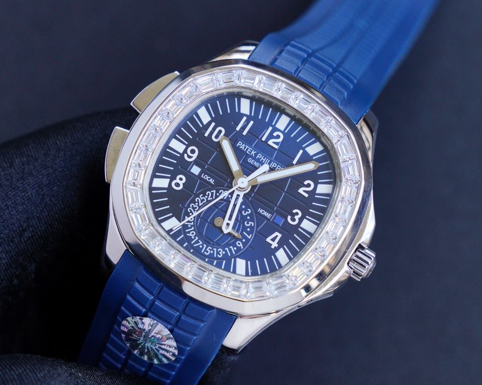 The Patek Philippe AQUANAUT collection is proud to present the first casual-style Dual Time watch - model 5164! With two hour hands (indicating local time and time of origin), a daynight display and a pointer date, the s