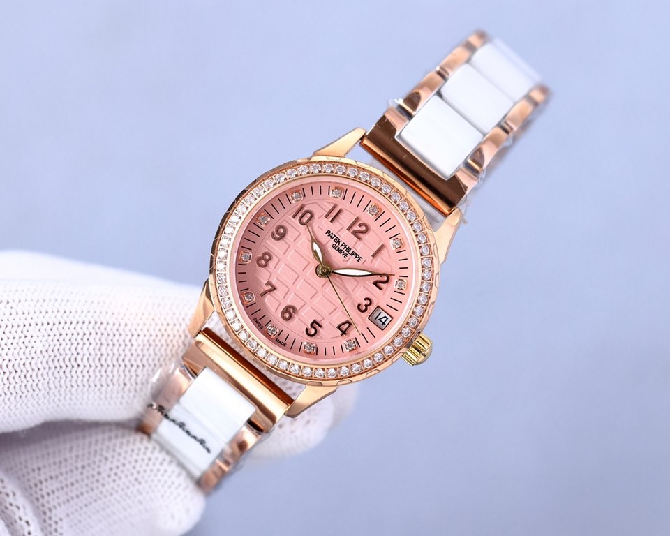 Explosion models recommended - interpretation of the goddess of change, the best women's models of the year Patek Philippe upgraded V8 version of the fashionable women's watch simple three-handed night time super luminou