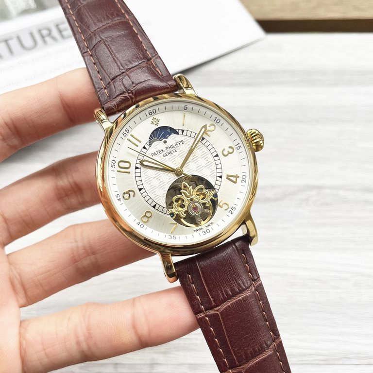 Complicated Timepieces Luxurious AtmosphereClassic New ArrivalsNew】：Patek Philippe Large flywheel designType】：Boutique men's watchesStrap] Genuine cowhide leather strapMovement] High-end automatic mechanical movement[Mir