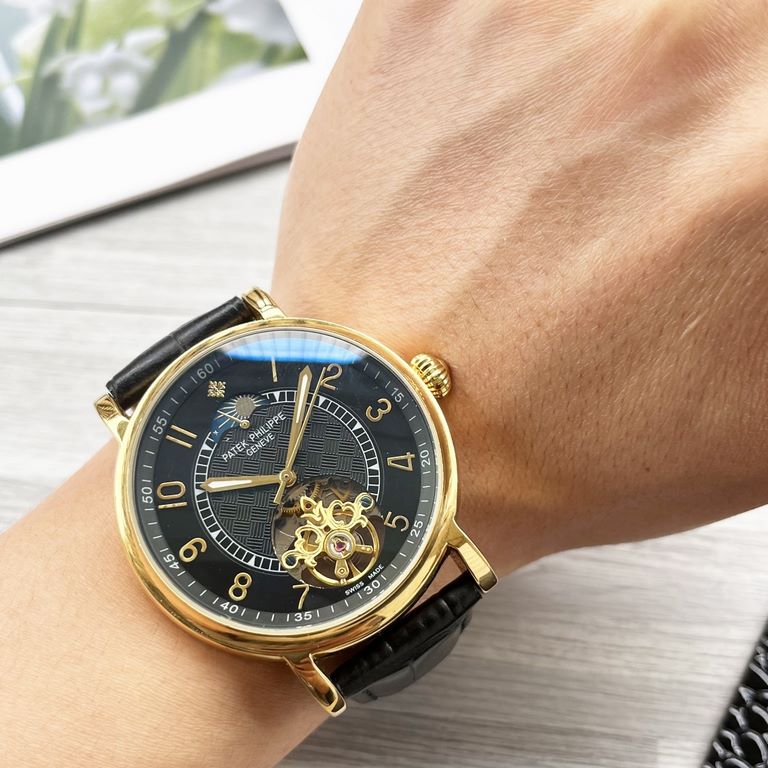 Complicated Timepieces Luxurious AtmosphereClassic New ArrivalsNew】：Patek Philippe Large flywheel designType】：Boutique men's watchesStrap] Genuine cowhide leather strapMovement] High-end automatic mechanical movement[Mir