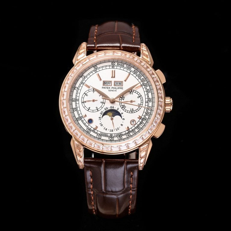 Exclusive to the market, it took 2 years for the customized version of South African diamonds to arrive, consisting of 20 different diamonds with brilliant colors and a buckle embellished with 21 diamonds, the Patek Phil