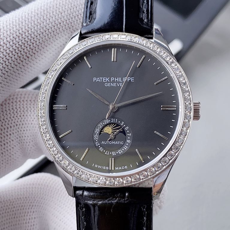 The new first 2020 hot new Patek Philippe (men's upgraded version of the true moon phase function watch series), ushered in a new member. Font fashion high-end atmosphere, using a unique Swiss ETA2824-2 special movement 