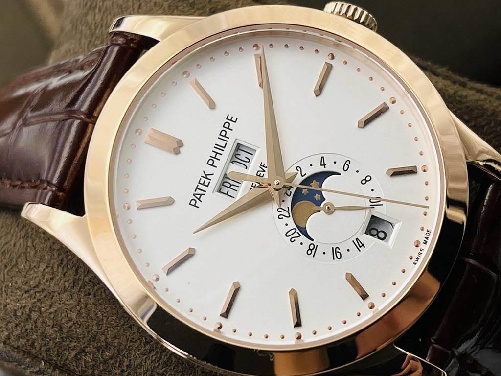 PFF Factory2021 recommends the highest version on the market, the Patek Philippe Complication Chronograph 5205G. Philippe Complication Chronograph 5205G!1 The movement has been continuously modified and tuned over the pa