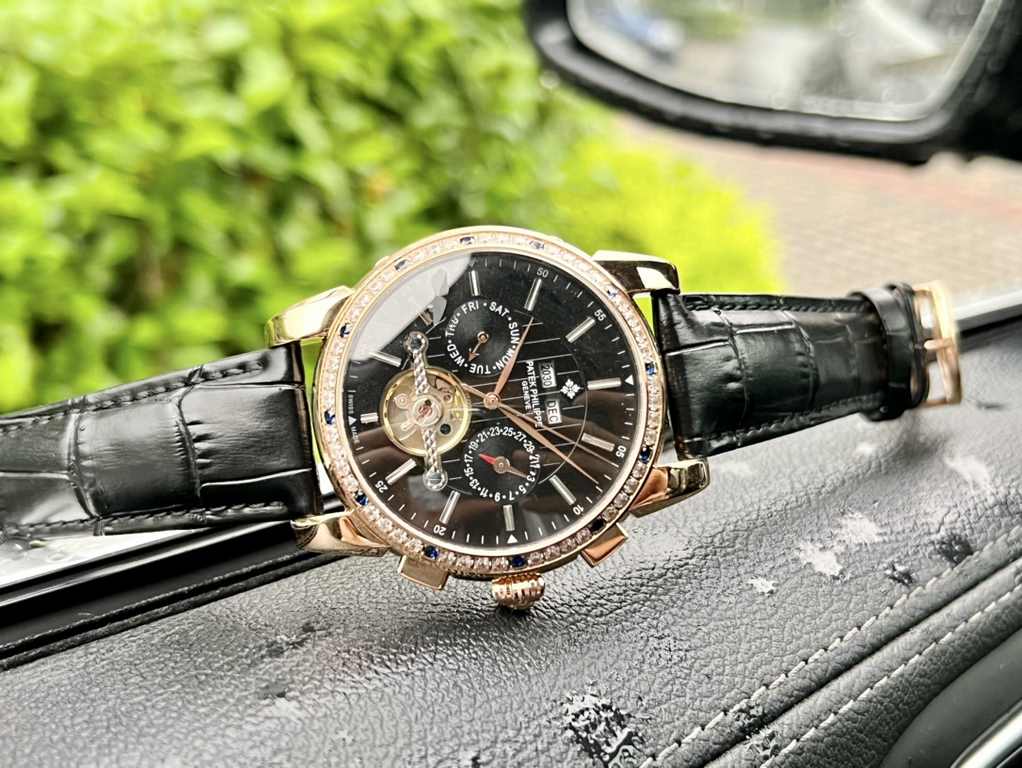 Same as Patek Philippe - PatekPhilippe   boutique men's watches      new multifunctional design, skillful, unique, noble atmosphere, gentleman style. Using automatic mechanical movement, top 316 stainless steel case, min