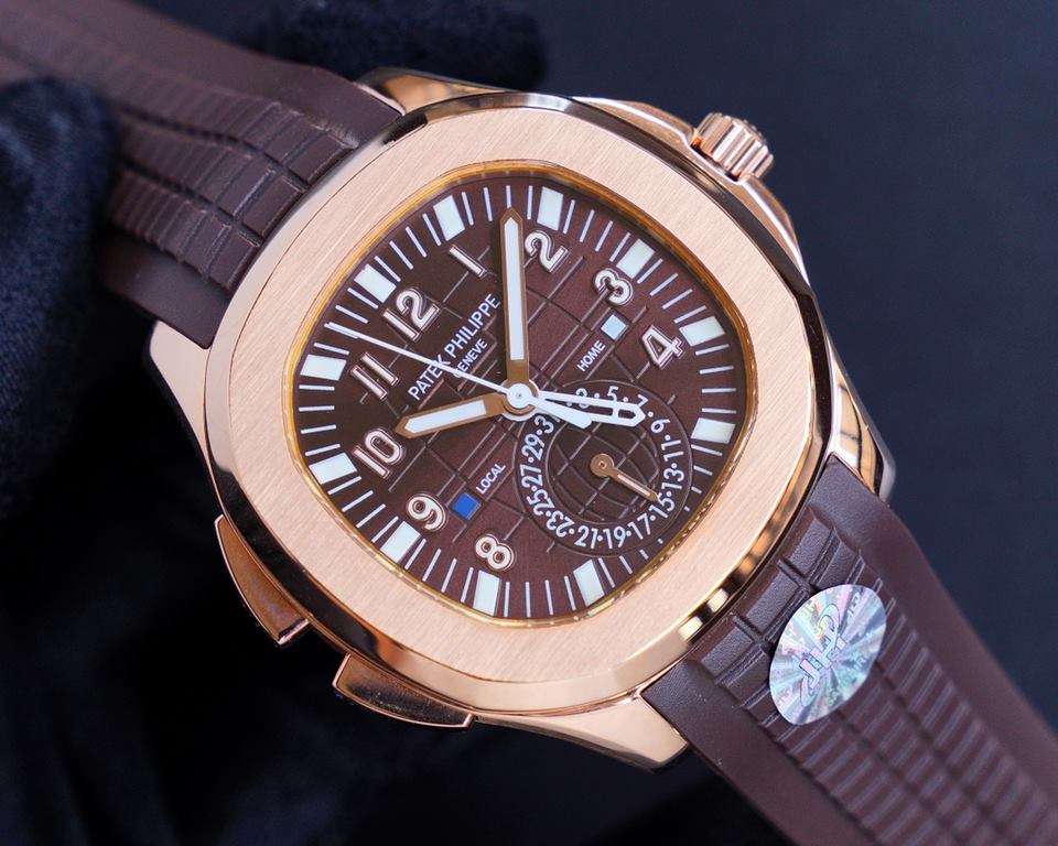 The Patek Philippe AQUANAUT collection is proud to present the first casual-style Dual Time watch - model 5164! With two hour hands (indicating local time and time of origin), a daynight display and a pointer date, the s