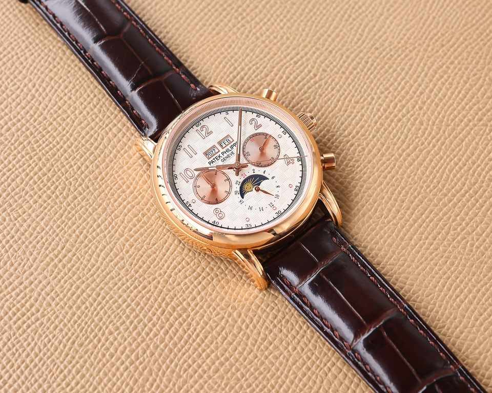 The Patek Philippe Grande Complication Chronograph Collection Philippe Grande Complication Chronograph Collection! A work of heart, in detail1 The team took more than two years of meticulous design, regardless of cost, d