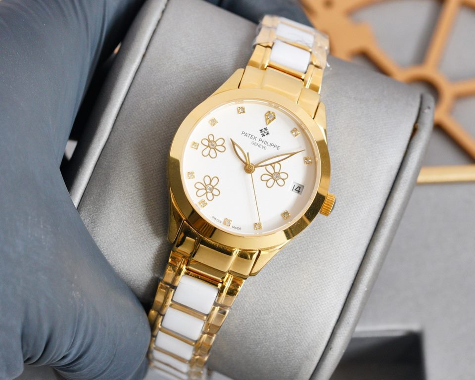 (high concessions on the picture) 2 0 2  2      Patek Philippe Patek Philippe Women's Ceramic Strap,  small red book explosion, PP watch, youthful years, with you Patek!Mirror sapphire crystal glass - scratch-resistantMa