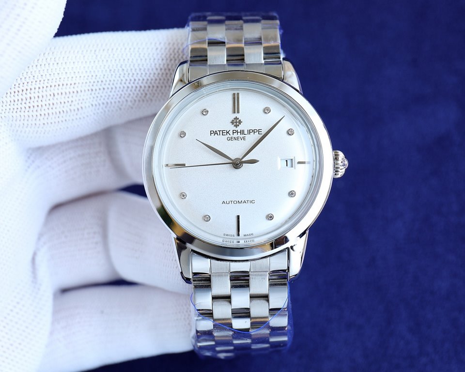 [Rose][Rose] Overseas version, Patek founder Anthony launched the classical series of watches, it was a hit, in the London World Expo was selected by Queen Victoria of the United Kingdom, thus establishing its aristocrat