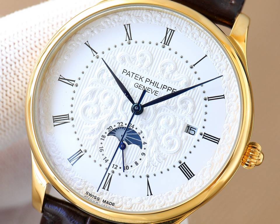 Patek Philippe [PATEK PHILIPPE] new classical vintage sun, moon and stars series to come, the table models noble and elegant, calm personality, full of men's unique Yingqi, for the wearer to show a tasteful style.  Feeli