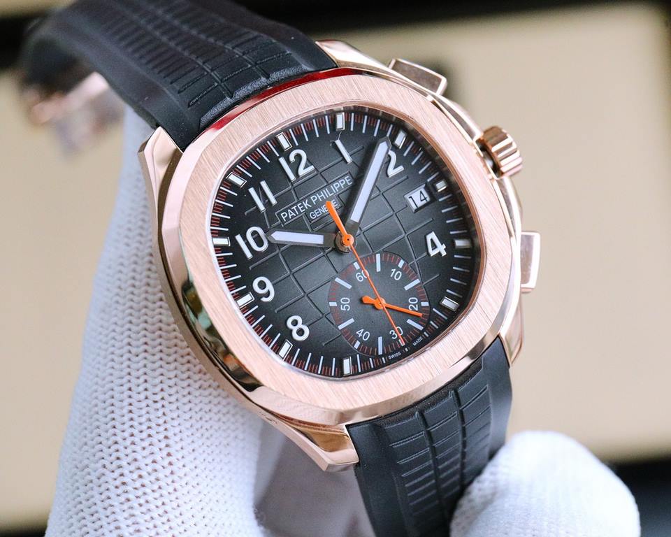 MMA Patek Philippe Aquanaut (Model No. 5968A-001) 42.2 mm stainless steel case Chronograph hand, accurate to a quarter of a second on the outer edge of the track scale, 60-minute cumulative timer The stainless steel case