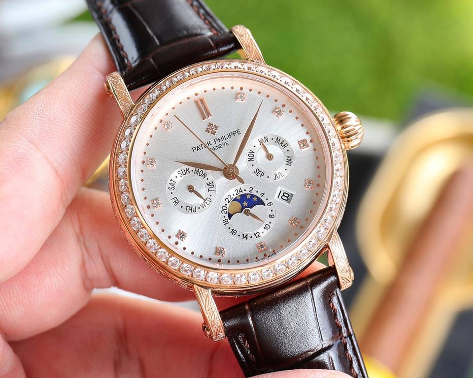 Patek Philippe Patek Philippe Complications - Purely Handcrafted - Floral Engraved - is a stunning 42mm watch that fits the popular male hand size and is very business as well as casual. The entire case of the watch is h