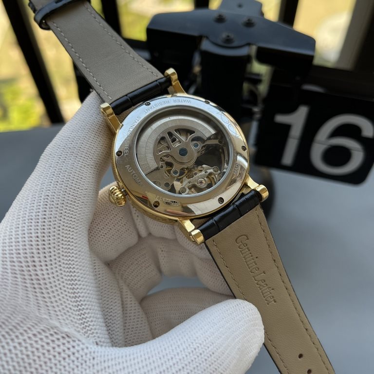 Complicated Timepieces Luxurious AtmosphereClassic New ArrivalsNew】：Patek Philippe Large flywheel designType】：Boutique men's watchesStrap] Genuine cowhide leather strapMovement] High-end automatic mechanical movement[Mir