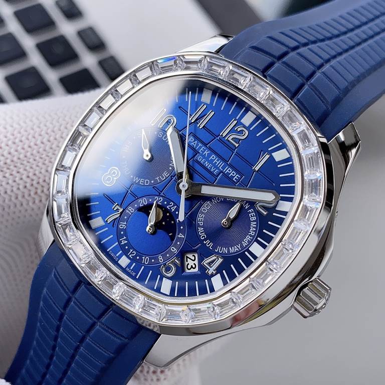 PP Patek Philippe Complications   AQUANAUT Traveler Series shocked [Fist] [Fist] [Fist] [Fist] [Function] the only complex sun, moon and stars Perpetual Calendar multifunctional wristwatch watch on the market, bringing t