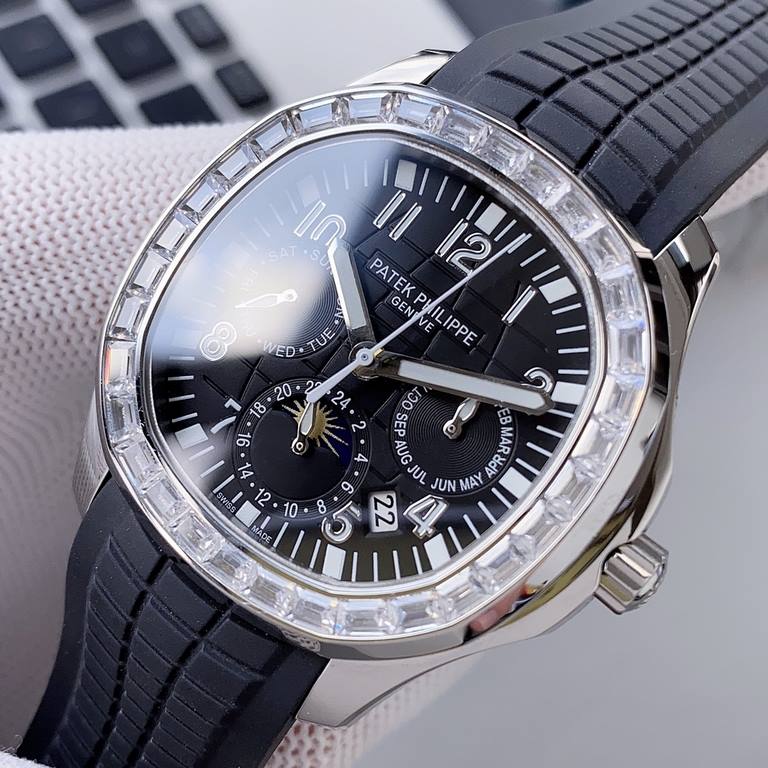 PP Patek Philippe Complications   AQUANAUT Traveler Series shocked [Fist] [Fist] [Fist] [Fist] [Function] the only complex sun, moon and stars Perpetual Calendar multifunctional wristwatch watch on the market, bringing t