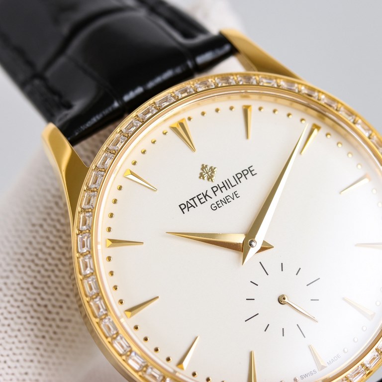 Classical charm, classic reappearance, new product - Patek Philippe. The new Patek Philippe 5196G is the king of classic watches. Perfectly restore the unique texture and simple style of the king of the table. Wonderful 