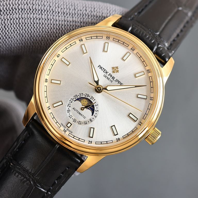 The Patek Philippe Moonphase collection is a collection of timepieces with a 6-digit calendar and a moonphase that is highly sought after by watch lovers. The Moonphase collection, in keeping with Patek Philippe's tradit