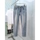 Dior Dior    2023 early spring counter synchronization new! Foreign trade original single! Heavy duty washed jeans. Taste and value sharing! Very comfortable to wear. Low-key but not lose luxury. Wear out very classy! Cu