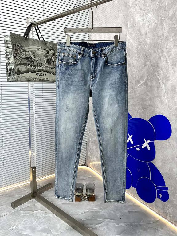 LV Louis Vuitton 2023 early fall new casual jeans, high-end customized series. Imported high-density customized cotton tannin fabric comfortable and soft skin-friendly, straight and not easy to wrinkle, original hardware