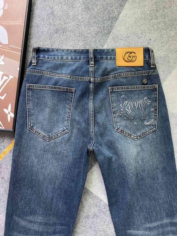 GU Gujia 23FW fall and winter new jeans fabric with elasticity high comfort on the body without a sense of constriction sense of fashionSize 29,30,31,32,33,34,36,38