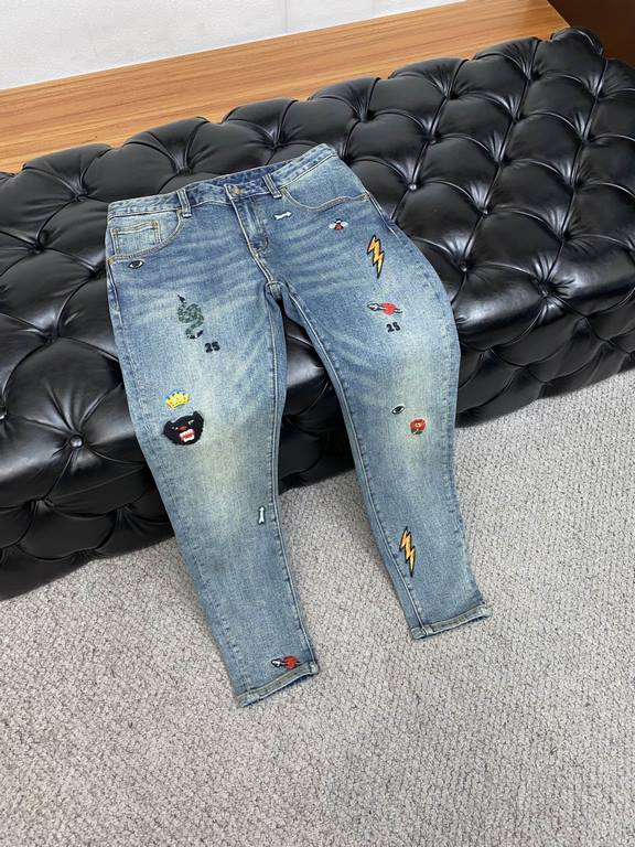 Gucci 2023 fall and winter men's jeans original factory original cloth original wash! Imported original washed stretch fabric, complex craftsmanship superimposed, any one of the washing process to stay a few seconds more