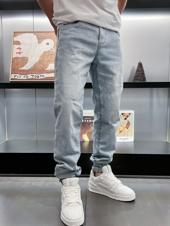 1V 2023 spring and summer new letters logo logo men's small straight Slim jeans! Channel rare out, the market is rare boutique channel source, absolutely can bring you an unexpected wearing experience, sincerely recommen