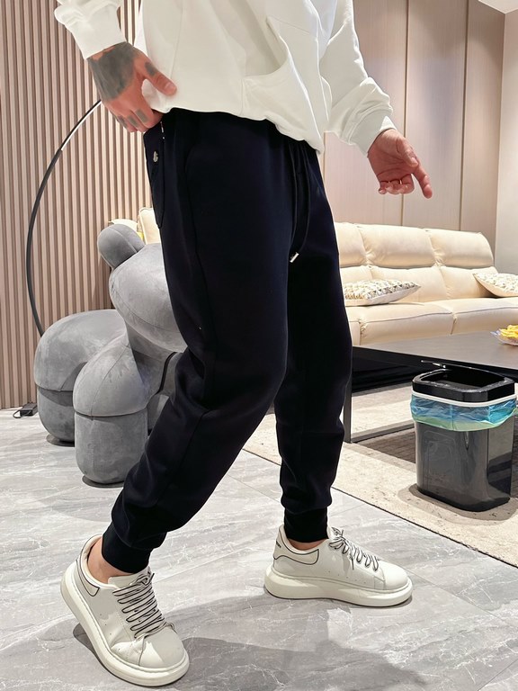 Monkou 2023 new casual pants for fall and winter! Official website synchronized sale. Brand classic LOGO casual pants , customized fabric, excellent comfort, strong hand touch. Highly recognizable, perfect quality crafts