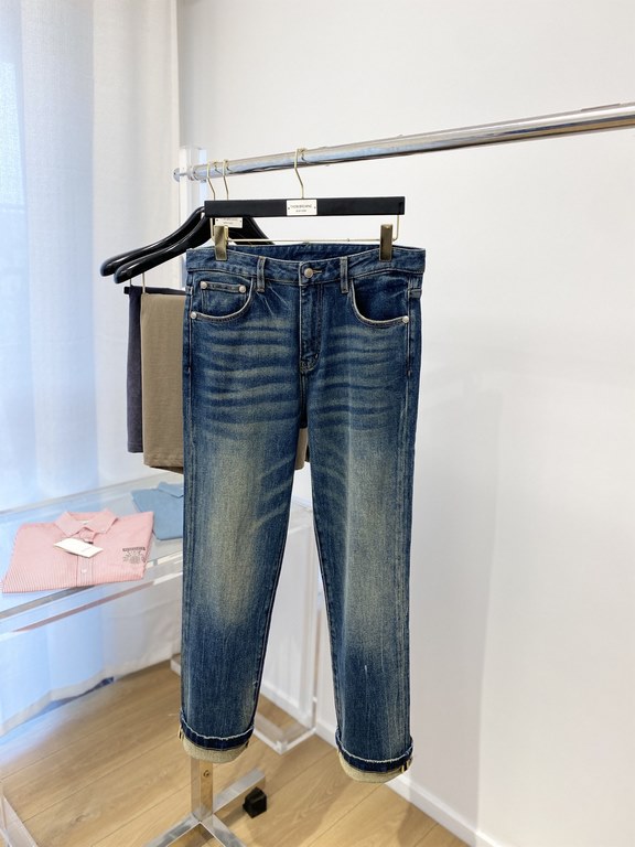 Givenchy, 2023 latest products, counter synchronization is available, the original single hard goods, washed casual jeans, imported original washed stretch fabric, comfortable and elastic, the original hardware accessori