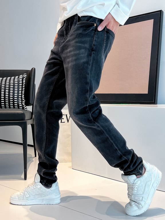 LV 23ss fall and winter new men's casual jeans, top quality! Channel order, official website synchronized sale! Original factory order denim cotton material! Suitable for casualformal wear all kinds of collocation ~ the 