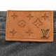 Louis VuittonLouis Vuitton 23Fw four-leaf clover patchwork jeans2023 runway new models, the official website synchronization, Bai Jingting with the same models, many stars on the body effect is very cool, the leg zipper 