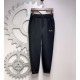 FENDI Fendi 2023 latest product casual pants counter with the same fabric, version of the fashionable and generous, buttocks thin, no sense of tightness, the use of imported counter fabrics on the body of the excellent e