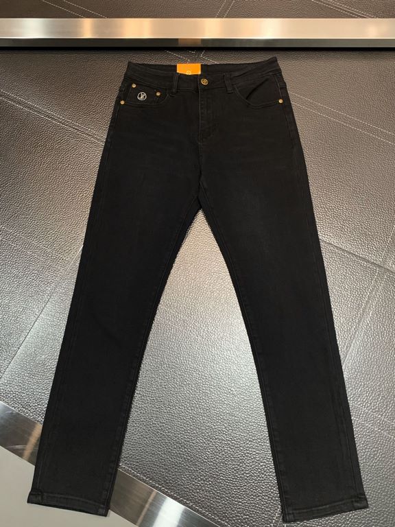 LV Louis Vuitton exclusive exclusive new models Slim models small straight jeans, high-end version! Counter customized fabrics Breathable comfort, impeccable details, brand elements design concept, reflecting high qualit