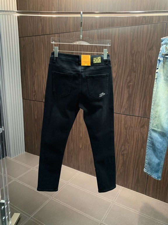 LV Louis Vuitton exclusive exclusive new models Slim models small straight jeans, high-end version! Counter customized fabrics Breathable comfort, impeccable details, brand elements design concept, reflecting high qualit