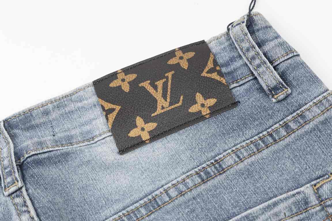 Louis Vuitton Louis Vuitton LV FREQUENCY GRAPHIC T-SHIRT jeans jeans correct version Multi-needle particles embroidery needle walking, note   back pockets sealed, accessories full set of original customized high difficul