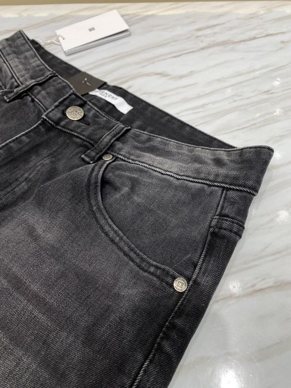 Gee family 2023 early fall new casual jeans, high-end customized series. Imported high-density customized cotton tannin fabric comfortable and soft skin-friendly, straight and not easy to wrinkle, original hardware. In-k