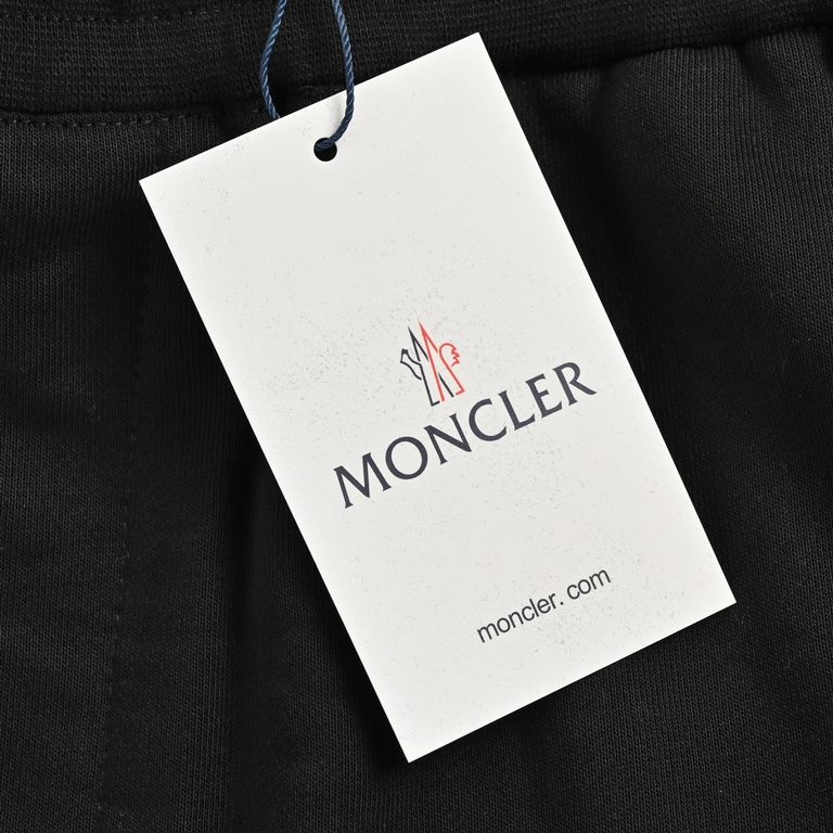 MonclerMoncler 23Fw Nylon Pocket Work PantsThe new splicing combination of workwear large pockets sports elastic drawstring sweat pants, high quality tripe fabric, super soft special feel, super texture comfortable soft 