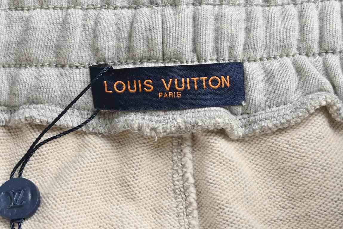 TheLouis Vuitton 23Fw Graffiti Embroidered TrousersCotton terry 400g fabric, jacquard threaded side bands, superbly reproduced, looks great on the body.Size  S-XL