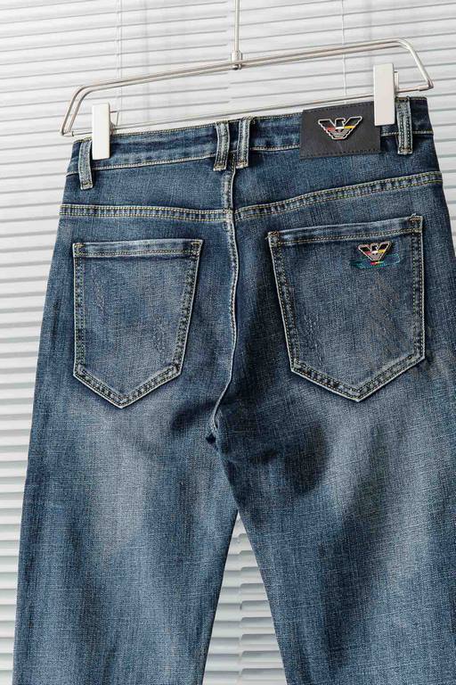 New#Ama AIRMAN new men's fashion straight jeans pants! The trading company's channels are rare, and they're on sale on the official website ahead of the rest! The newest pants offering, all the quality control of men's f