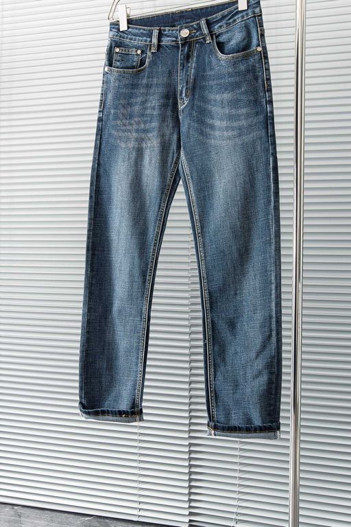 New#Ama AIRMAN new men's fashion straight jeans pants! The trading company's channels are rare, and they're on sale on the official website ahead of the rest! The newest pants offering, all the quality control of men's f