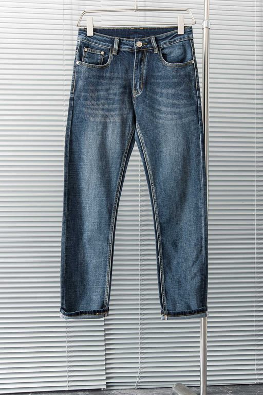 New#Ama AIRMAN new men's fashion straight jeans pants! The trading company's channels are rare, and they're on sale on the official website ahead of the rest! The newest pants offering, all the quality control of men's f