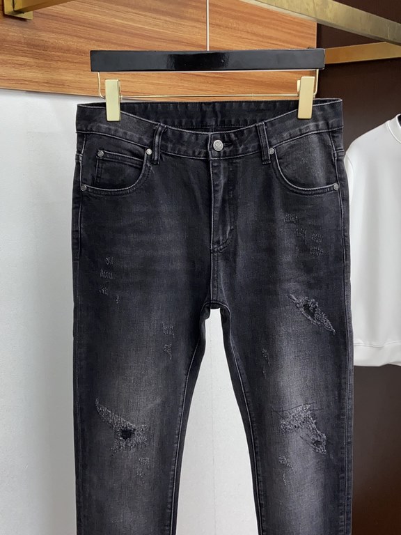 Balmain fall modelsThe new model of jeans Small Straight Counter available Physical store extreme jeans   Counter original 11 good goods for all ages. The highest version of the market imported fabrics from Europe. Comfo