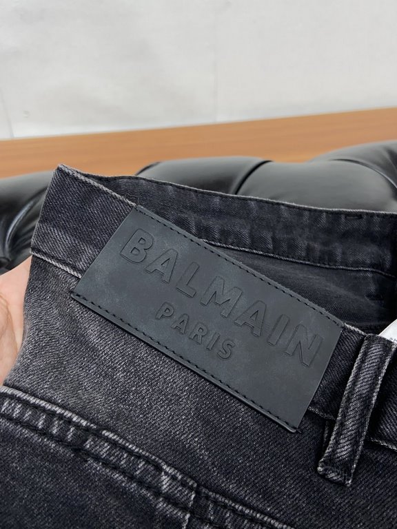 Balmain fall modelsThe new model of jeans Small Straight Counter available Physical store extreme jeans   Counter original 11 good goods for all ages. The highest version of the market imported fabrics from Europe. Comfo