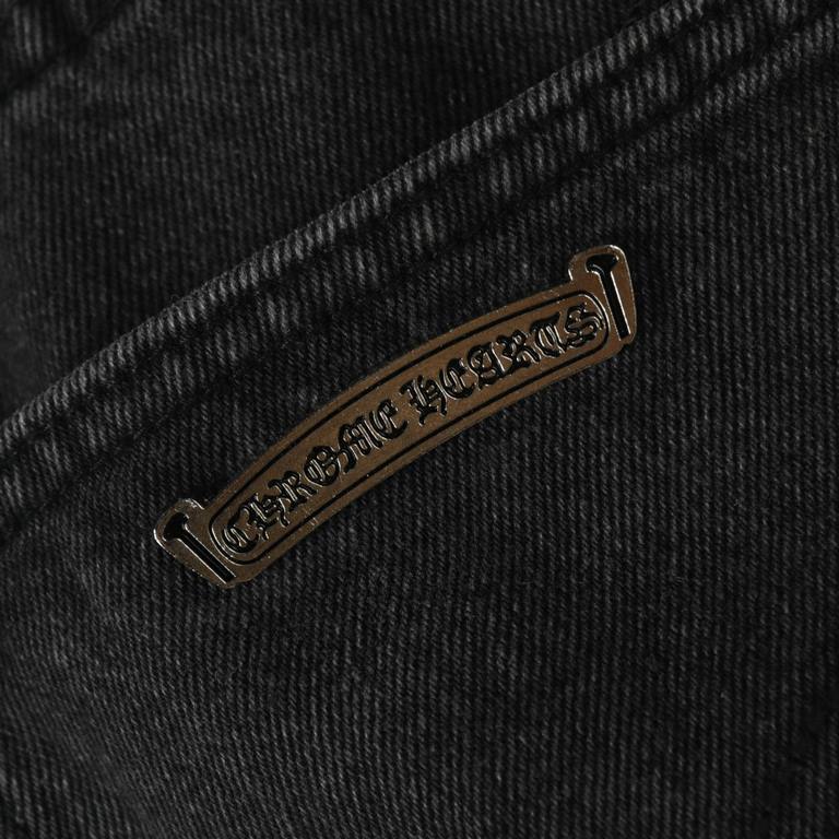 Chrome HertsCrosin CH Classic Leather Label Cross Denim TrousersInto the pants after doing heavy enzyme stone grinding rinsing, each wash are different, heavy washing process, hidden mystery details are very much, this t