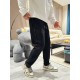 Loewe 2023 fall and winter new casual pants! Synchronized sale on the official website. Brand classic LOGO casual pants , customized fabric, excellent comfort, strong hand touch. Highly recognizable, perfect quality craf